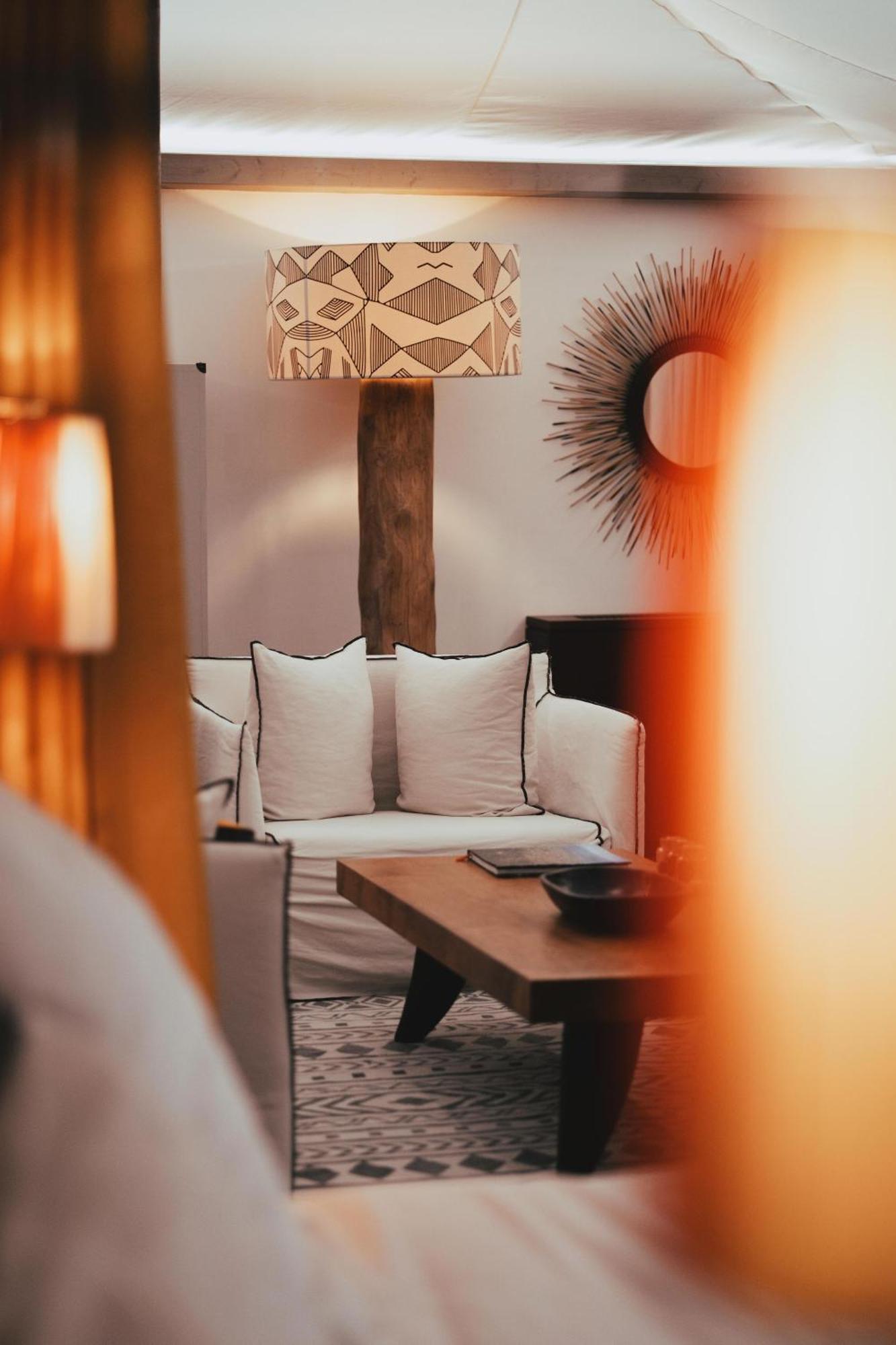 Sundy Praia Lodge Santo Antonio Bagian luar foto